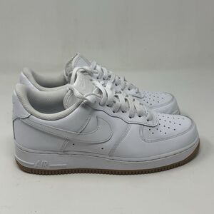 Nike Air Force 1 '07 Low Mens 7.5 White Leather Gum Soles Athletic Shoes Sneaker